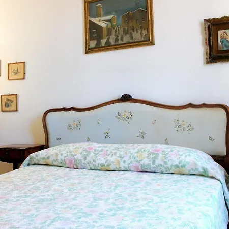 Haus Gerry Vista Mare アパート レヴァント